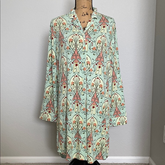 Disney Beauty and the Beast Nightgown - Picture 2 of 6